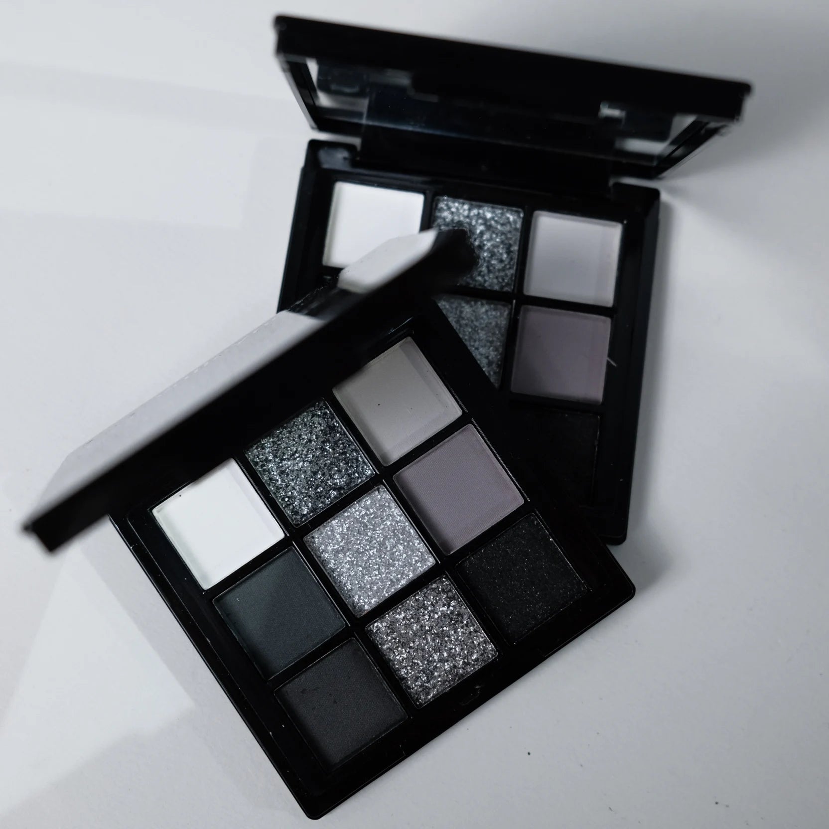 9 Colors Eye shadow Palette, Dark Black Grey Silvery Color Shimmer Matte Finish Smokey Style Stage Party Performance Makeup